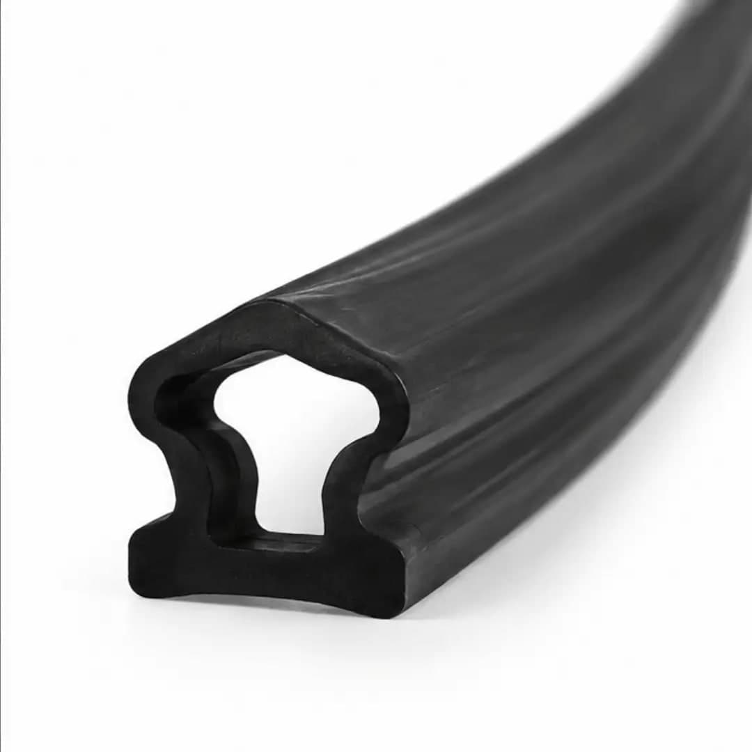 PE8583 Door Stop Rubber x 100M Roll